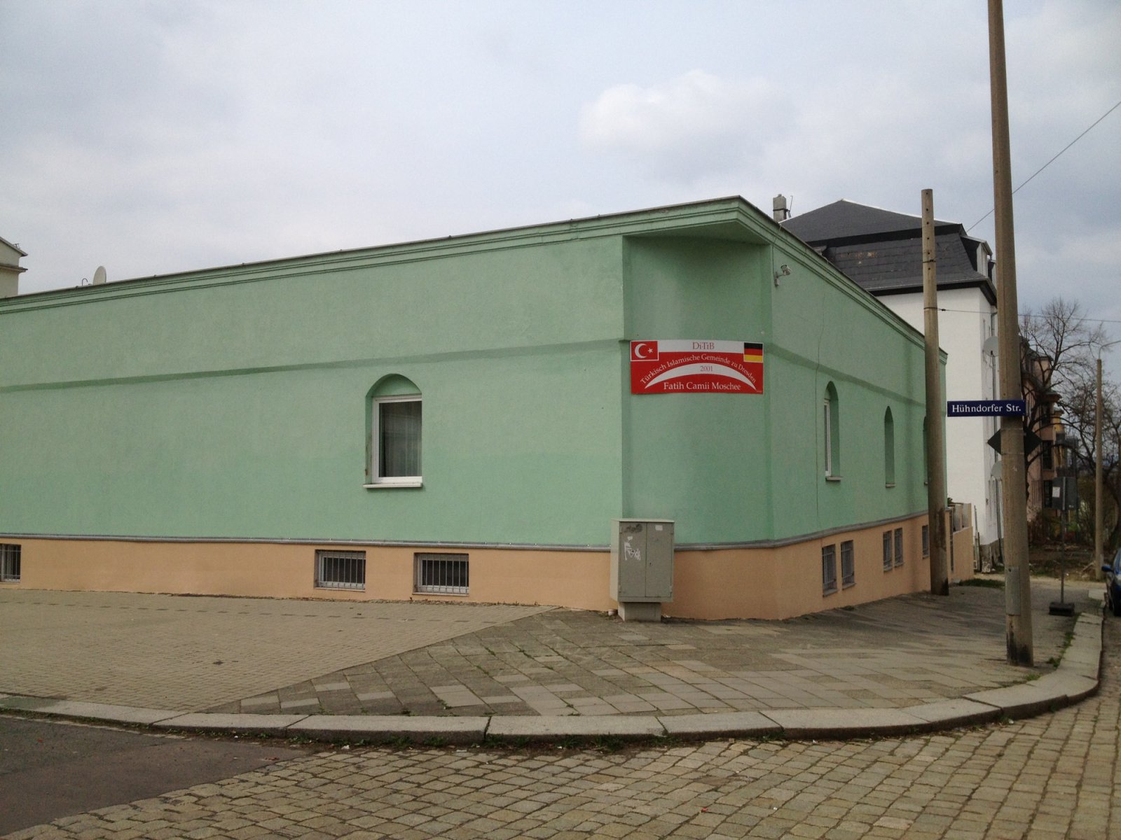 Fatih Camii Moschee (Ditib) - Gebäude von außen